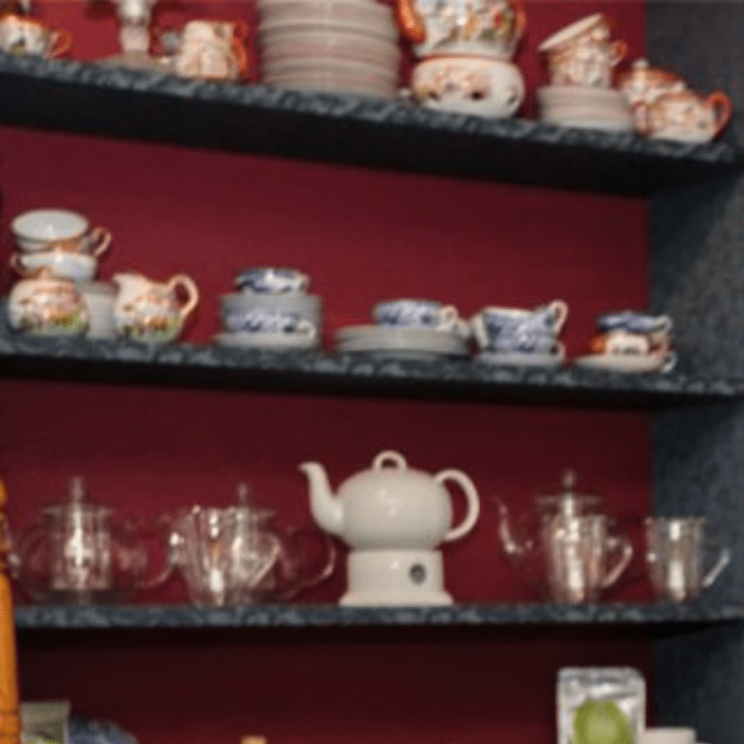 schicke Teekanne und Tee Tasse in Delmenhorst im Teeladen auch Teelichter und Tee Aufbewahrung